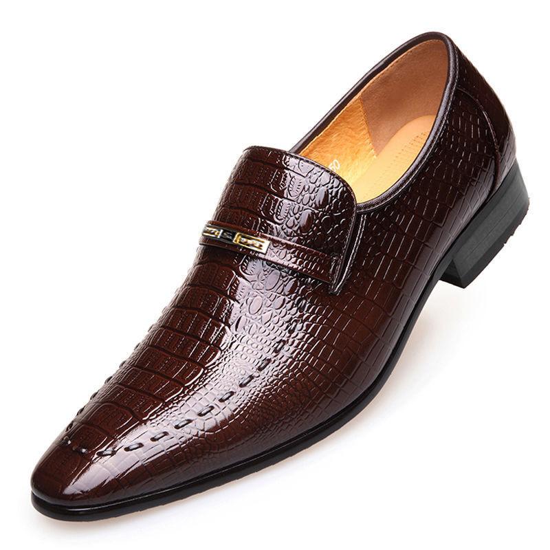 Crocodile Pattern Casual Embossed Leather Shoes