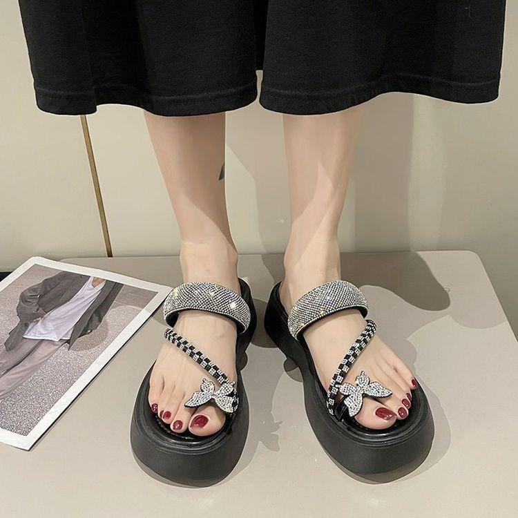 Versatile Rhinestone Muffin Clip Toe Slippers