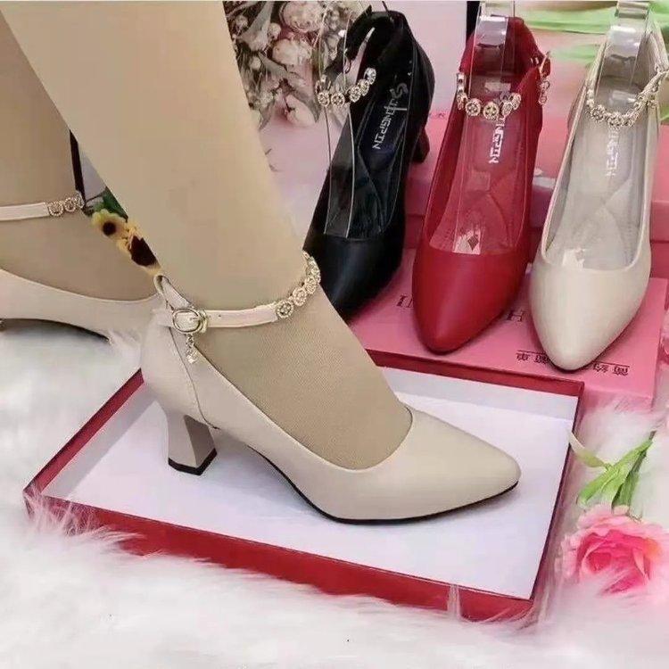 Soft Non-Slip Buckle Shoes