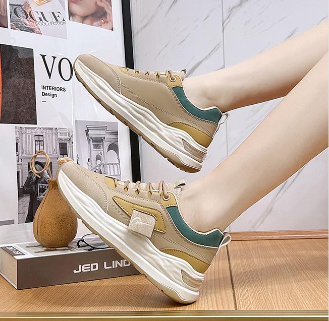 Breathable Soft Comfy Sports Shoes