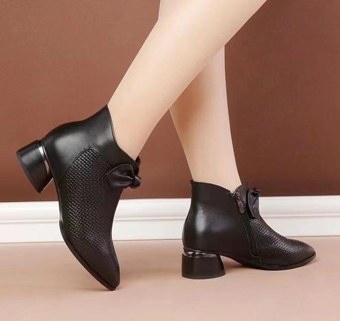 Ethnic Pointed Head Leather Short Boots