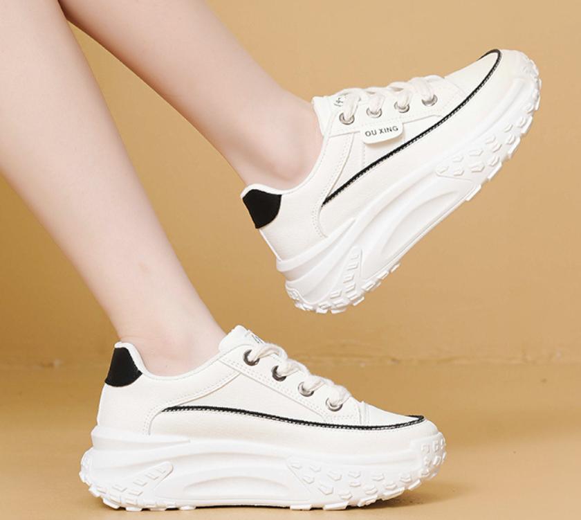 Trendy Lightweight Orthopedic Comfy Shoes
