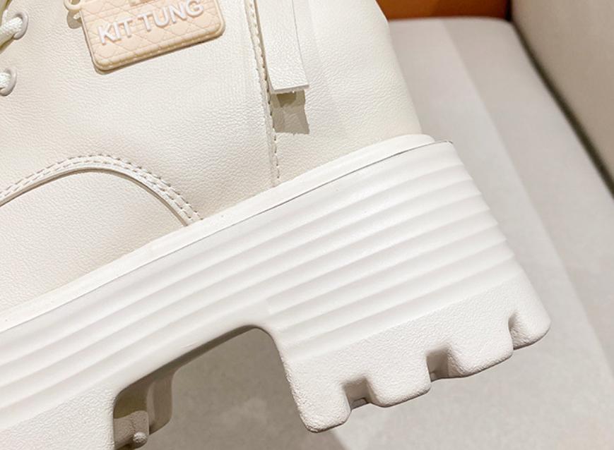 Comfortable Leather Platform Boots