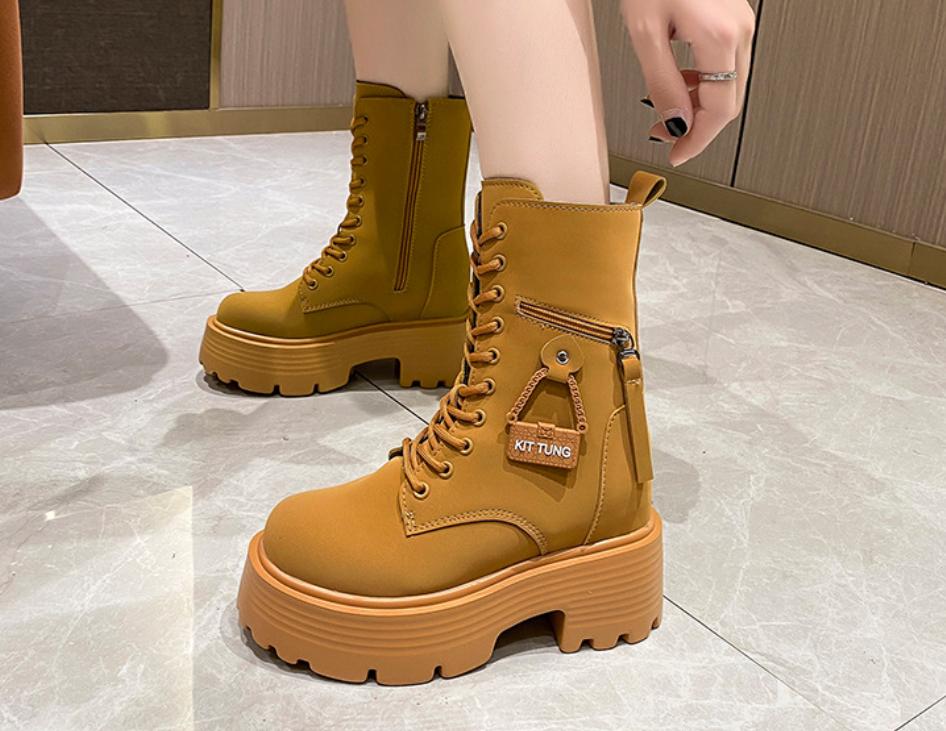 Comfortable Leather Platform Boots