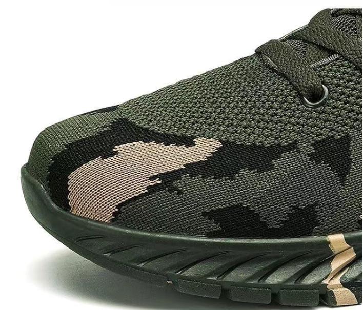 Outdoor Wear-Resistant Breathable Shoes