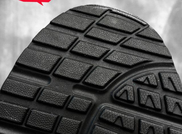 Outdoor Non-Slip Air-Cushioned Shoes