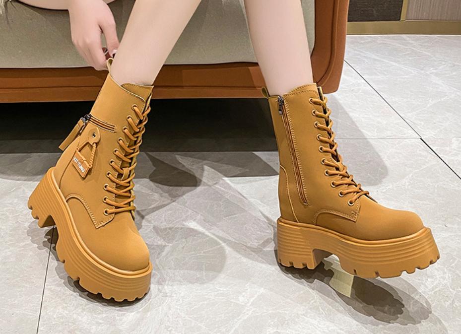 Comfortable Leather Platform Boots