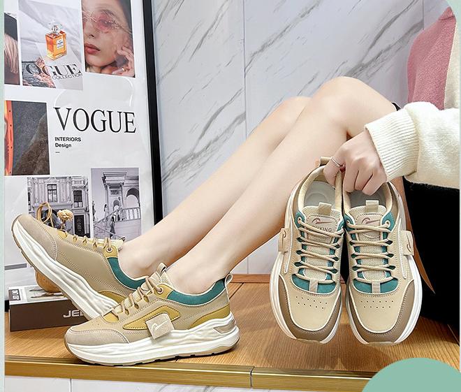 Breathable Soft Comfy Sports Shoes