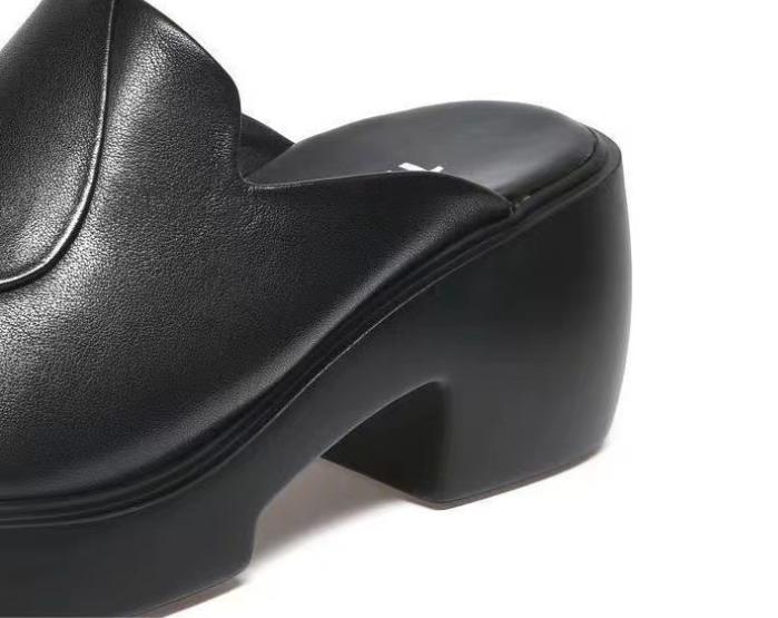 Chunky Leather Casual Waterproof Walking Slippers