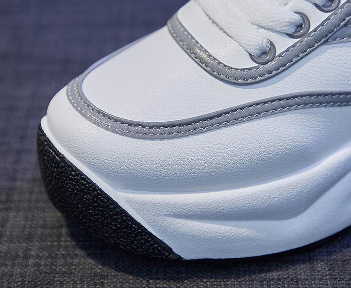 Versatile Leather Platform Shoes