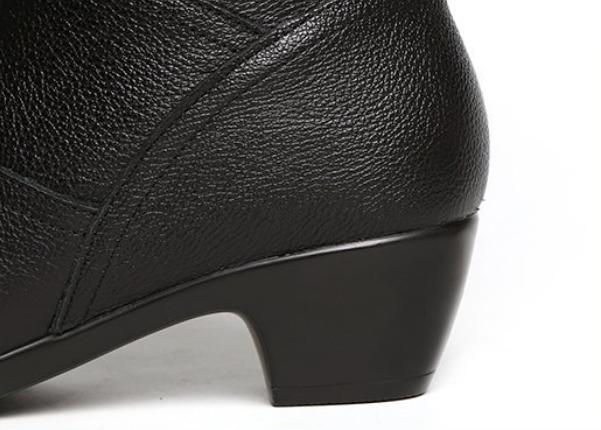 Black Low Heel Middle Boots