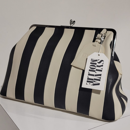 Embossed Premium Leather Kisslock Frame Bag