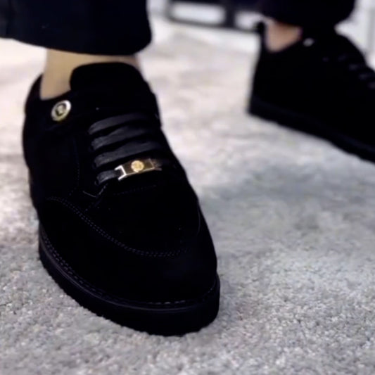 Black Flat Shoes