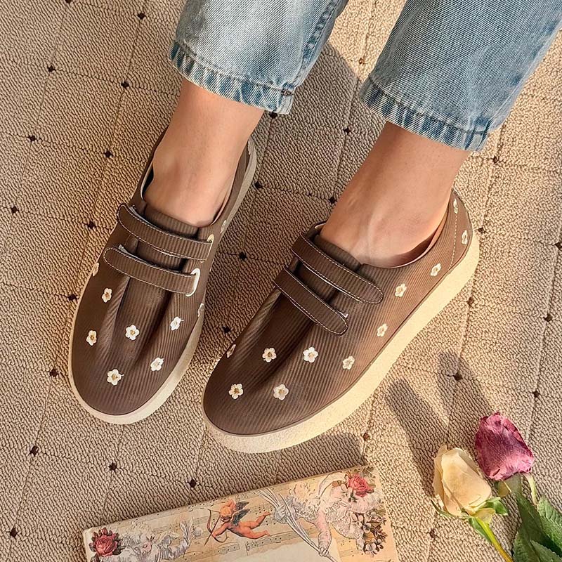 Flowers Casual Shoes