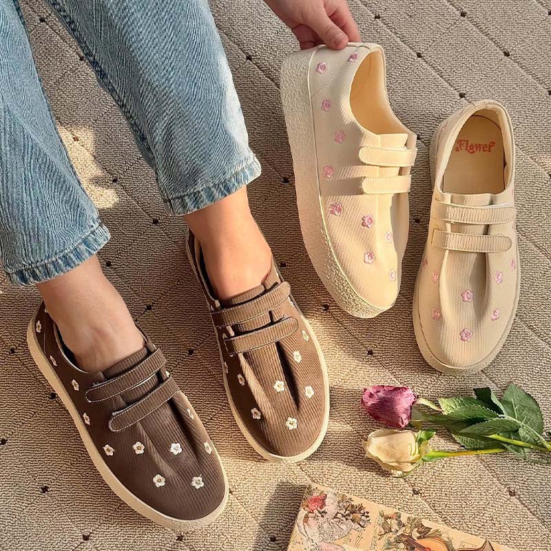 Flowers Casual Shoes