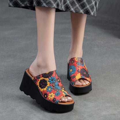 Embroidery Wedge Slippers