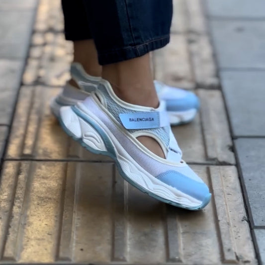 Outdoor Velcro Sneakers