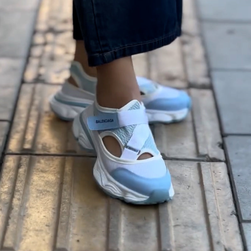 Outdoor Velcro Sneakers