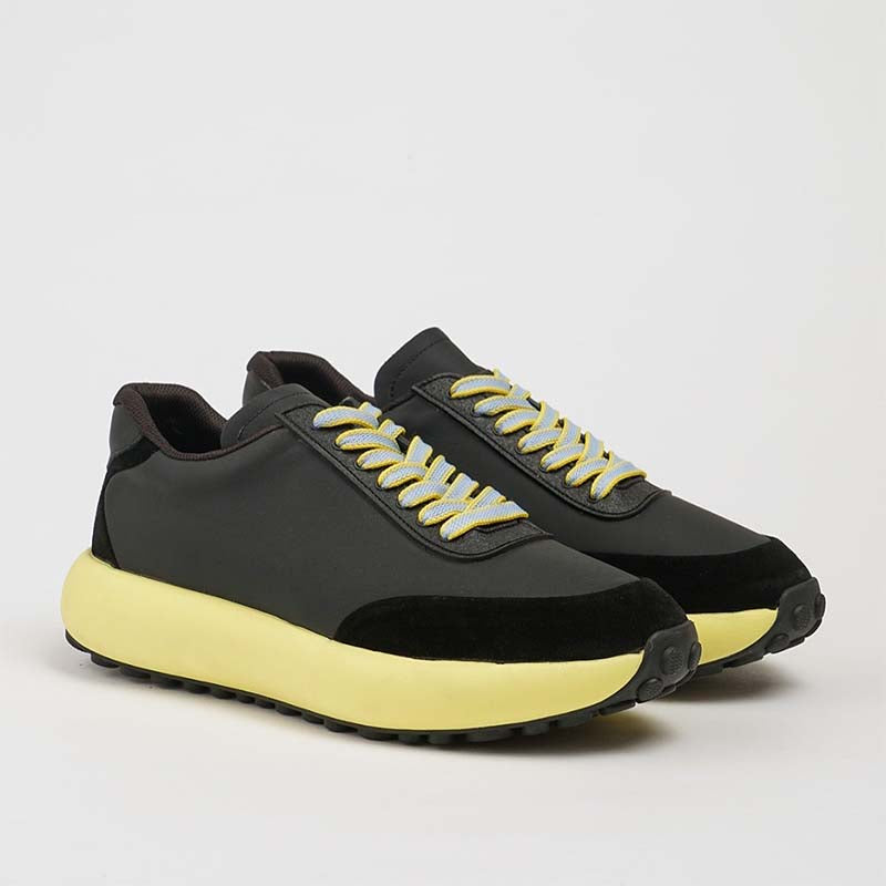 Soft Comfort Casual Sneakers