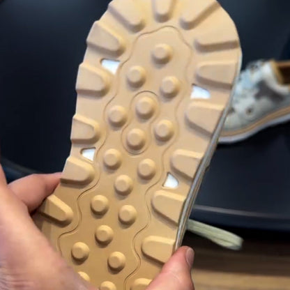 Beige Versatile Walking Sneakers