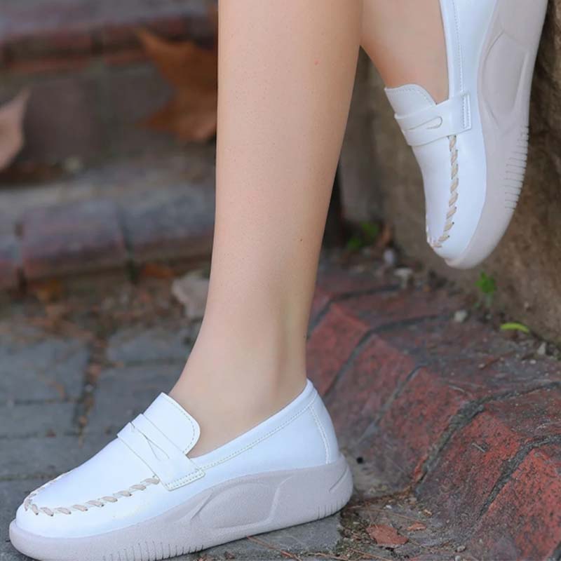 Soft-Sole Casual Sneakers