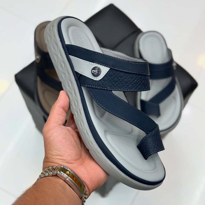 Clip-Toe Casual Slippers