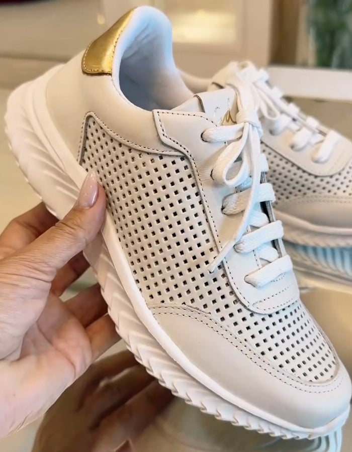 White Breathable Soft Sneakers