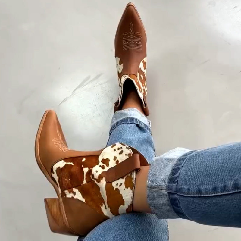 Milk-Color Embroidered Short Boots