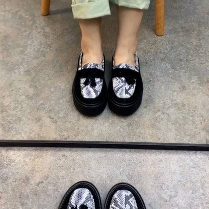 Slip-On Pattern Shoes