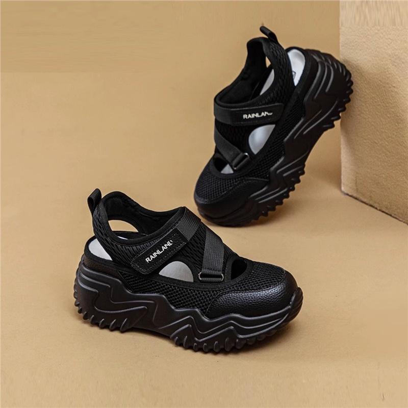Trendy Versatile Breathable Sports Sandals