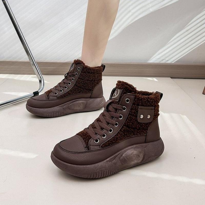 Soft Lamb Casual Shoes