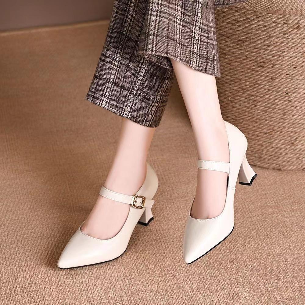 Buckle Mid-Heel Leather Shoes