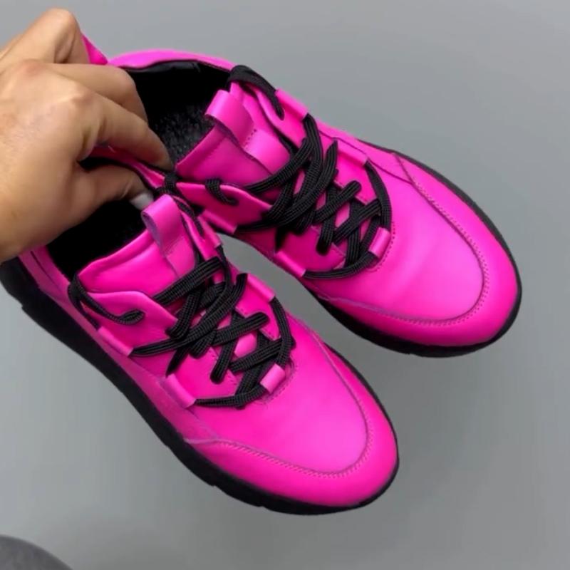 Rose Sneakers