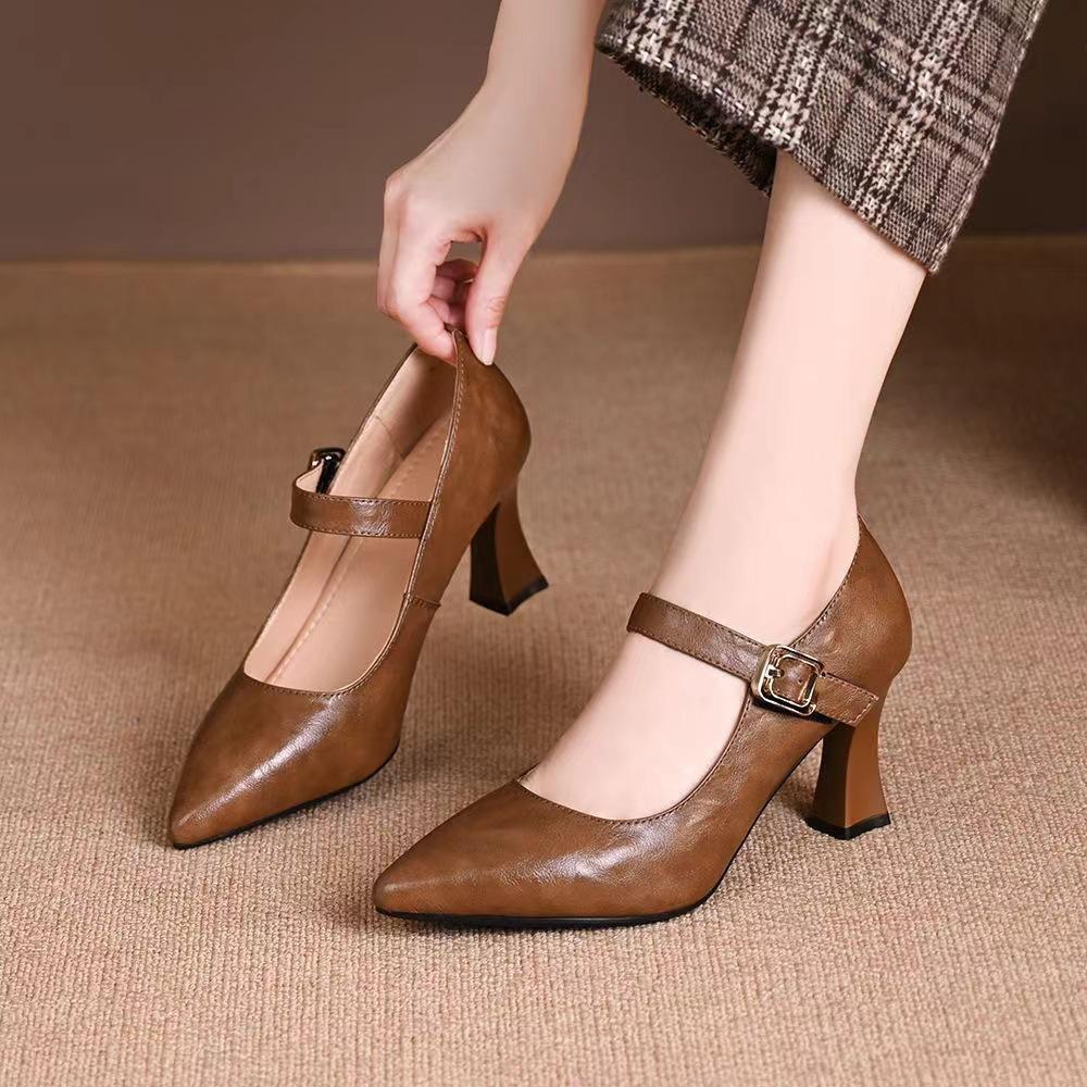 Buckle Mid-Heel Leather Shoes