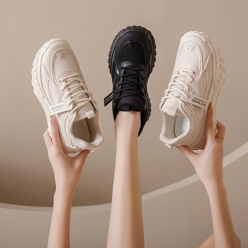 Breathable Lace Up Outdoor Sneakers