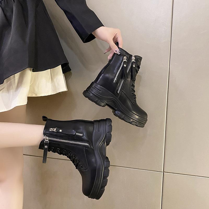 Leather Heightening Versatile Boots