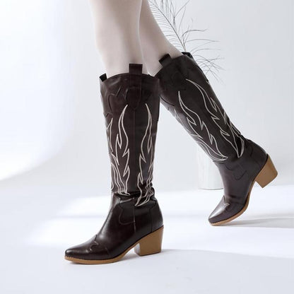 Embroidered Versatile Boots