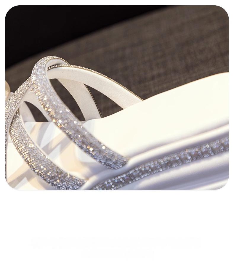 Pearl Toe Strap Rhinestone Slipper