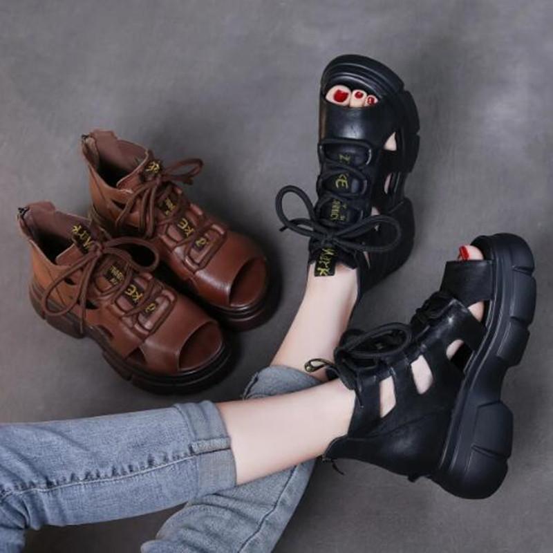 Outdoor Breathable Soft Retro Sandals