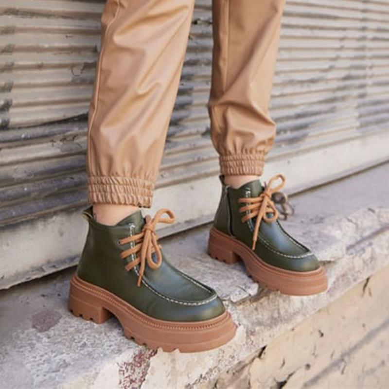 Lace-Up Leather Casual Shoes