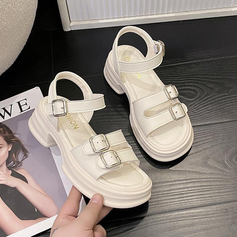 Muffin Flat Casual Buckle Sandals