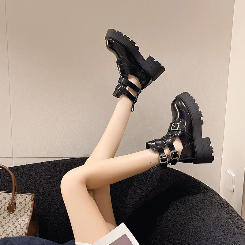 Chic Leather Gothic Ankle Boot