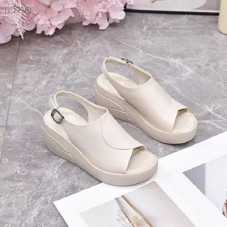 Fish Mouth Slope Heel Leather Clasp Sandals