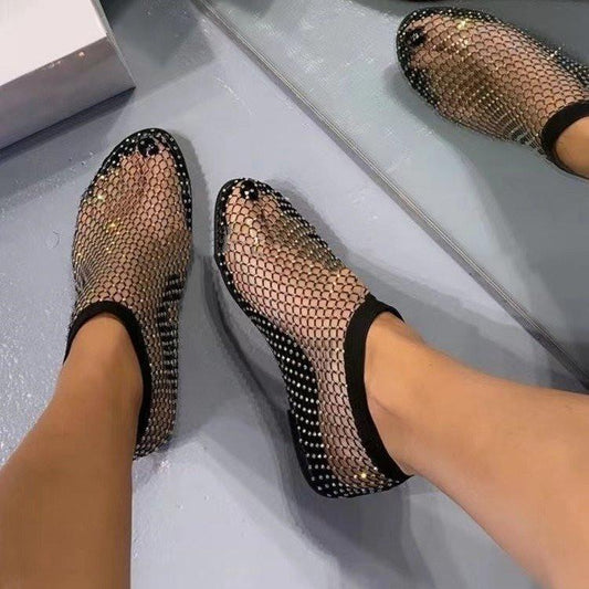 Hollow Shiny Flat Shoes