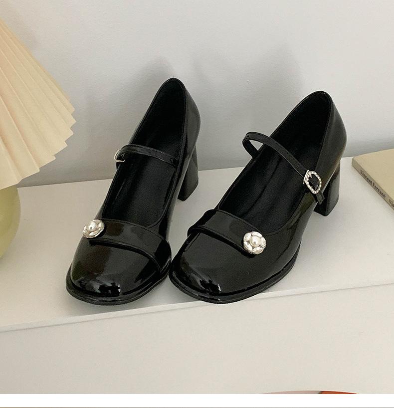 Round Head Buckle Shoes