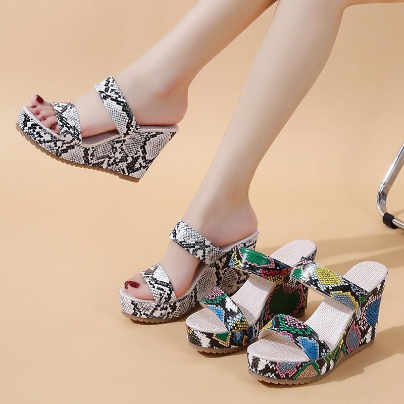 Wedge Heels Snake Prints Slippers