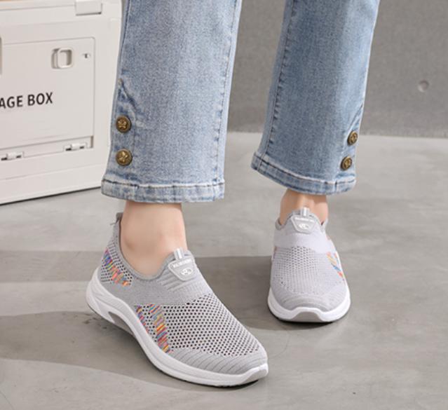 Mesh Platform Soft Sole Breathable Sneakers