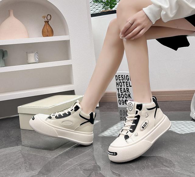 Simple Fashion Sports Shoes