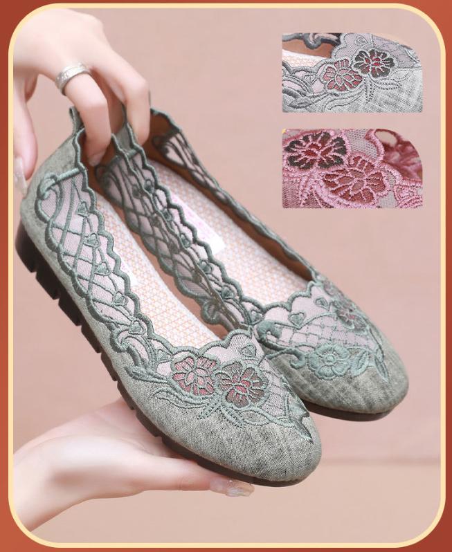 Embroidered Breathable Mesh Shoes