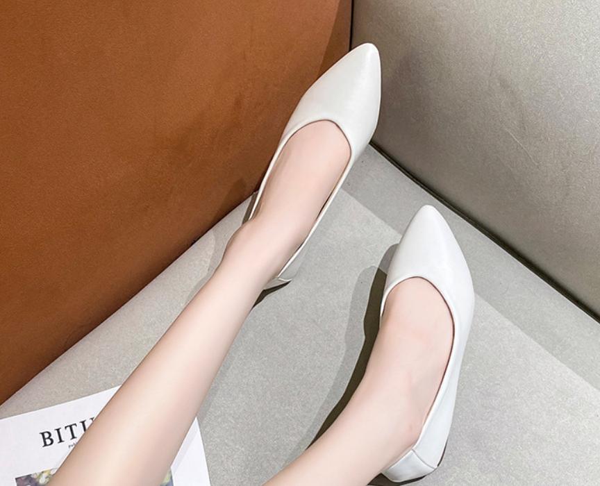 Flat Solid-Color Soft Leather Shoes